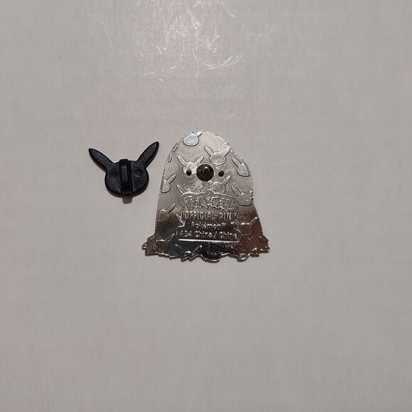 Pokemon TCG Piloswine Enamel Pin Official Nintendo Lapel Badge Brooch Figure - Picture 3 of 3